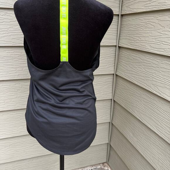 Nike black lime halter style, Dri-Fit, rounded hem, women's size S - Picture 4 of 6